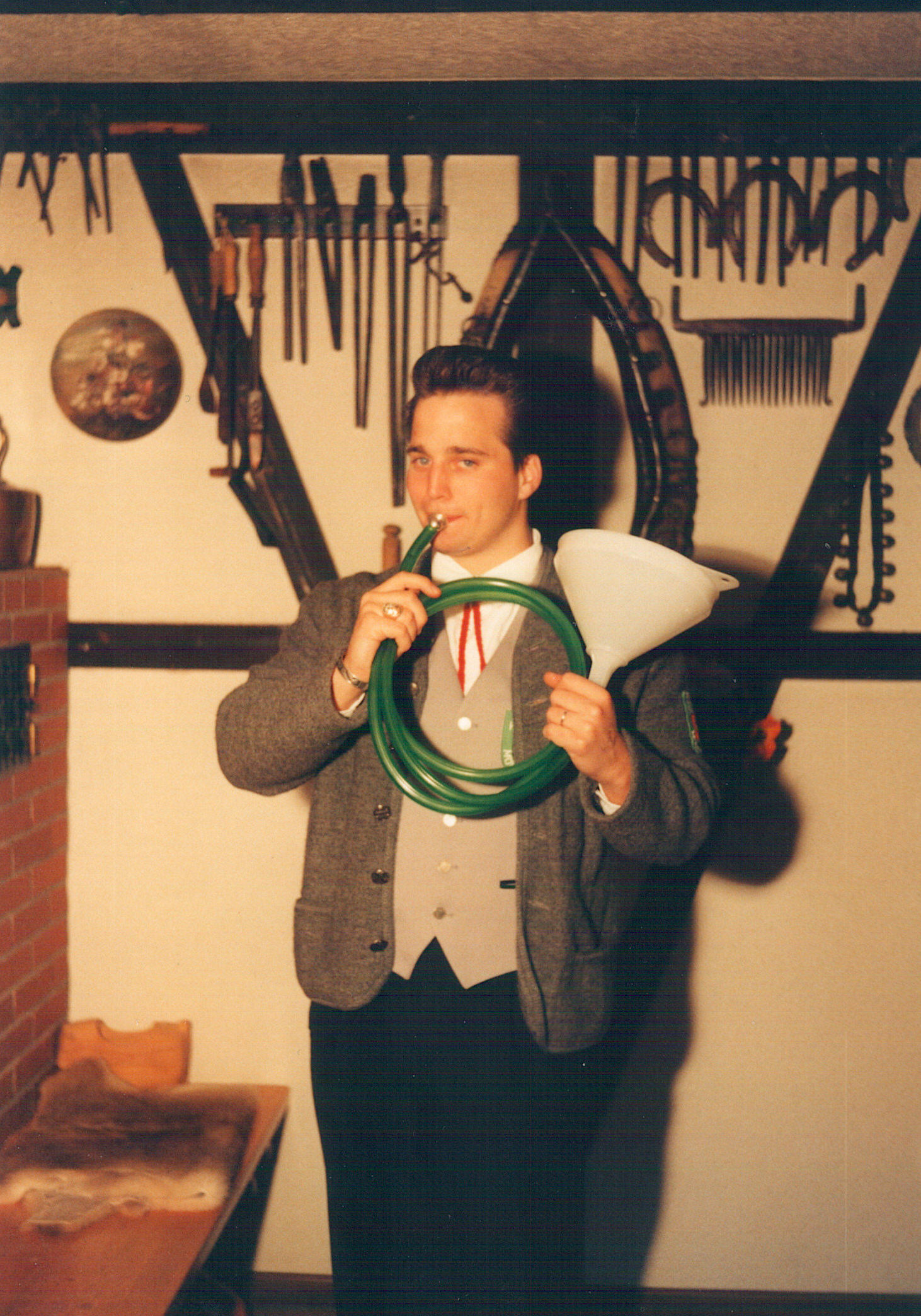Lars Müller with his Hosaphone(tm)